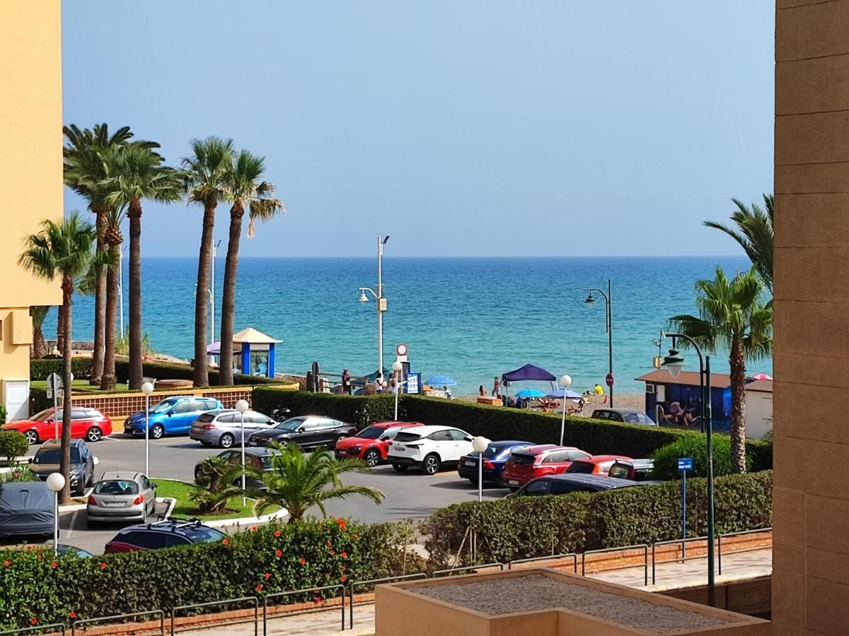 Casa Playa Guadalmar, Beautiful Apartment In Front Of The Sea, Wifi, Ac, Smart Tv, Private Parking Málaga Dış mekan fotoğraf