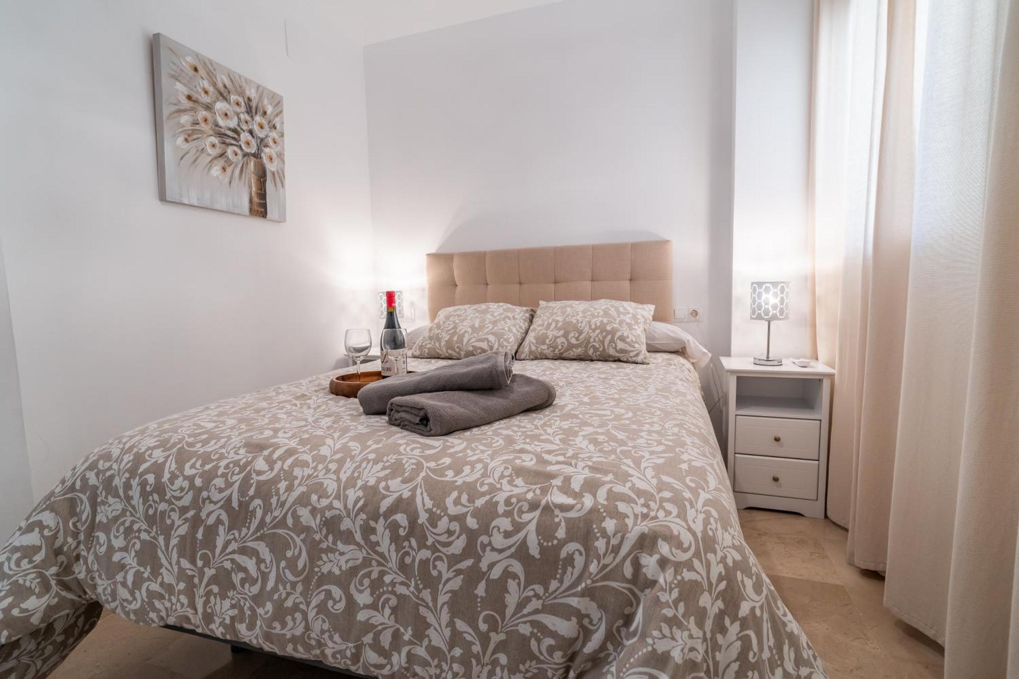 Casa Playa Guadalmar, Beautiful Apartment In Front Of The Sea, Wifi, Ac, Smart Tv, Private Parking Málaga Dış mekan fotoğraf