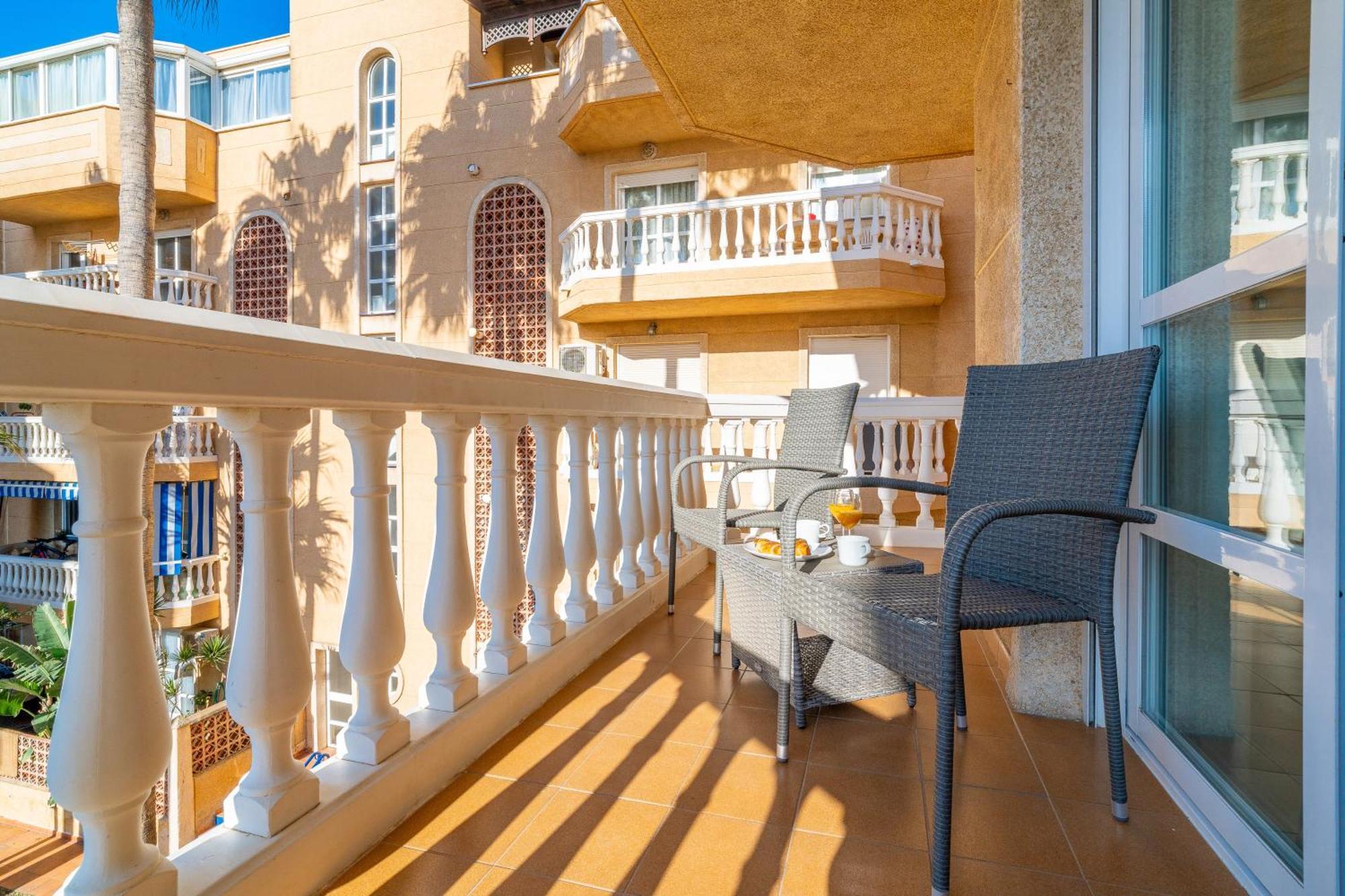 Casa Playa Guadalmar, Beautiful Apartment In Front Of The Sea, Wifi, Ac, Smart Tv, Private Parking Málaga Dış mekan fotoğraf