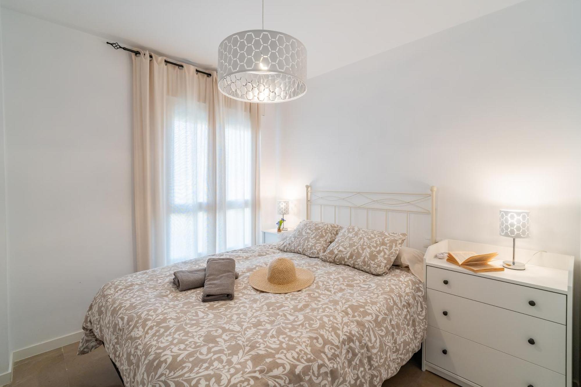 Casa Playa Guadalmar, Beautiful Apartment In Front Of The Sea, Wifi, Ac, Smart Tv, Private Parking Málaga Dış mekan fotoğraf
